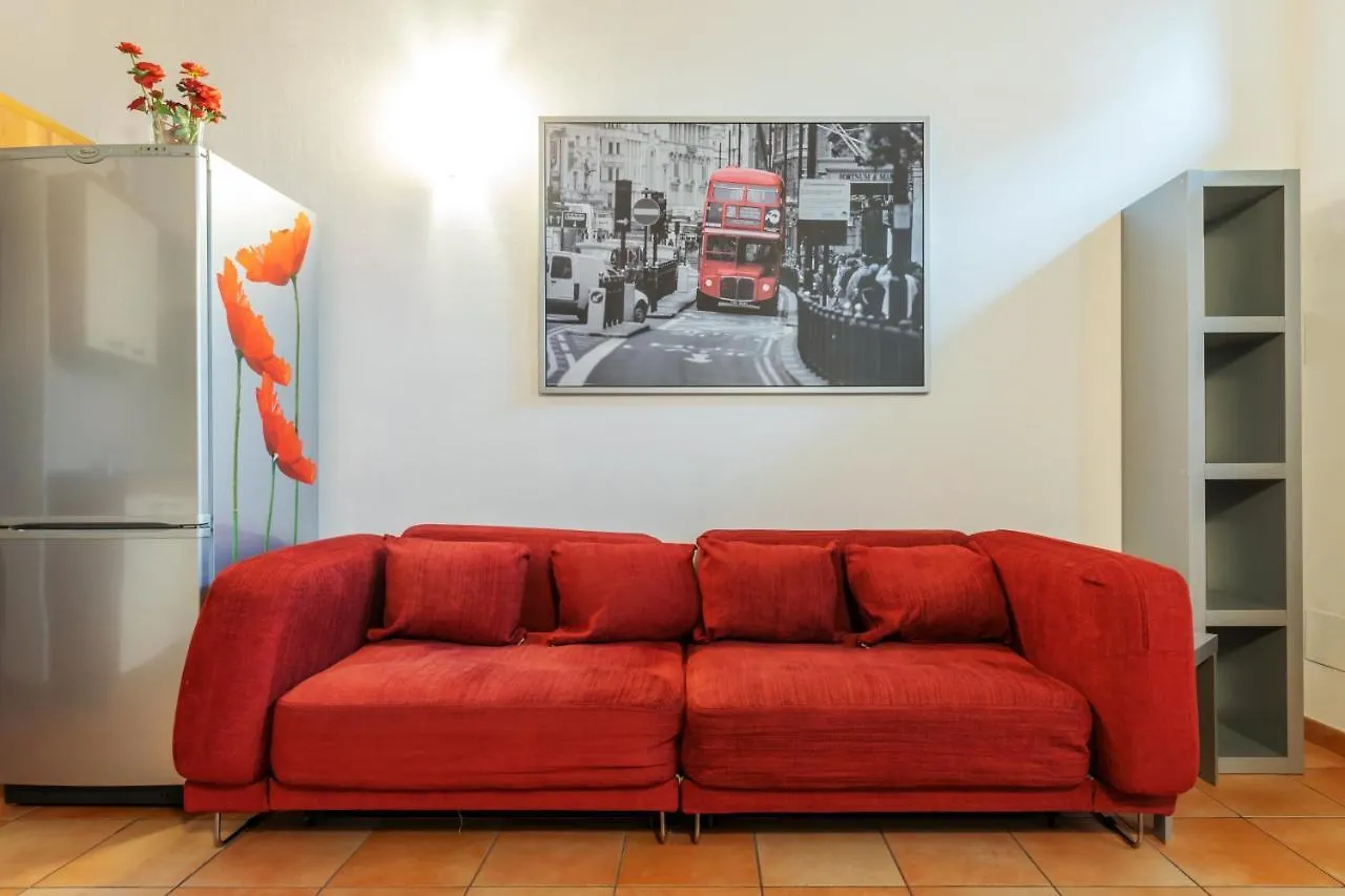 Cozy APT near Aeroporto Milano Linate Appartamento 0*,  Italia